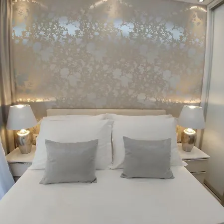 Central Luxury Moonlight Apartamento