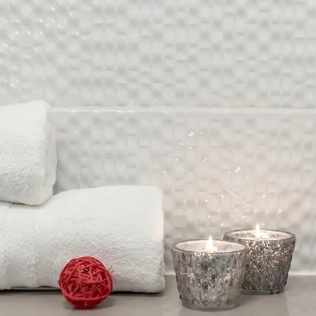 Central Luxury Moonlight *